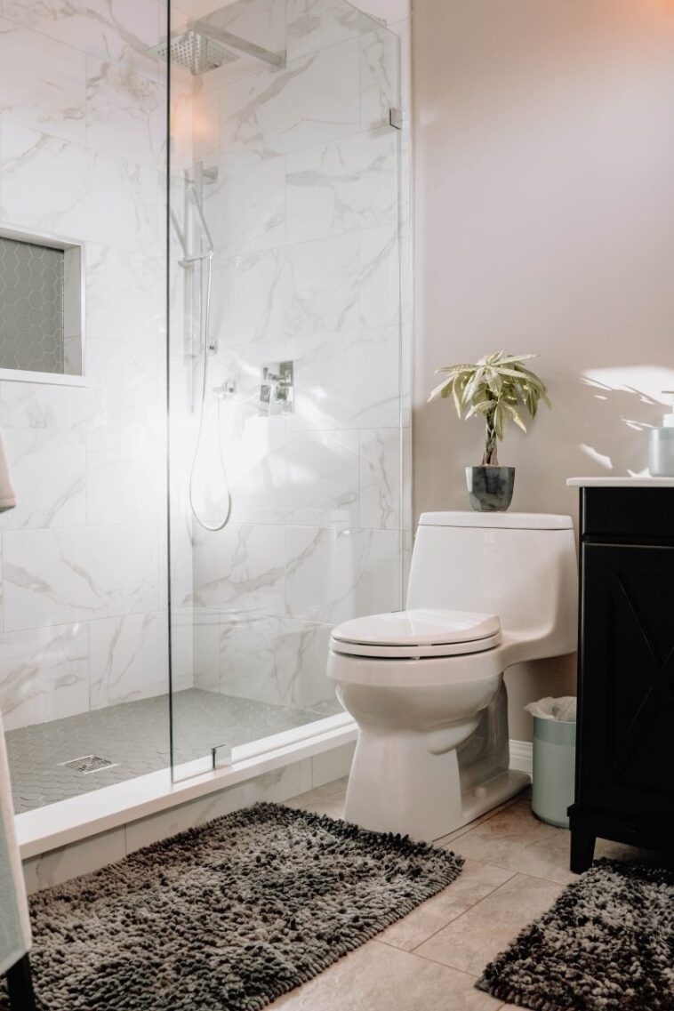 Meilleures façons de réduire l'humidité dans votre salle de bain