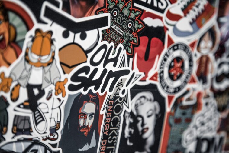 Spooky and Stunning: Autocollants uniques pour la décoration d'Halloween