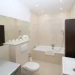 7 variétés de carreaux chics à considérer pour votre projet de rénovation de salle de bain